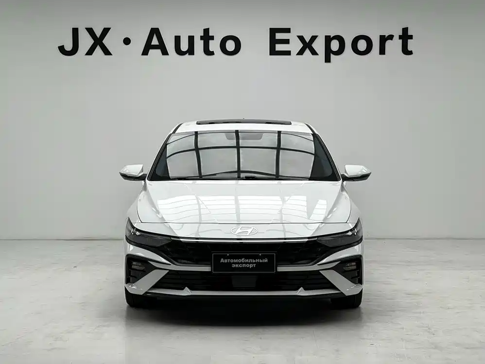 Hyundai Elantra 2023