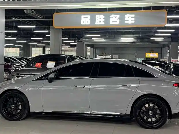 Mercedes-Benz EQE 2023