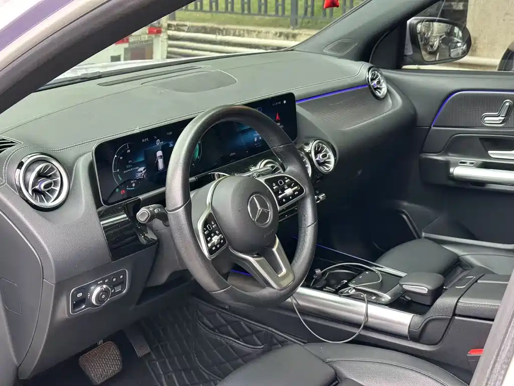 Mercedes-Benz GLA 2021