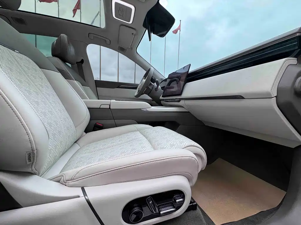 Zeekr 7X 2025