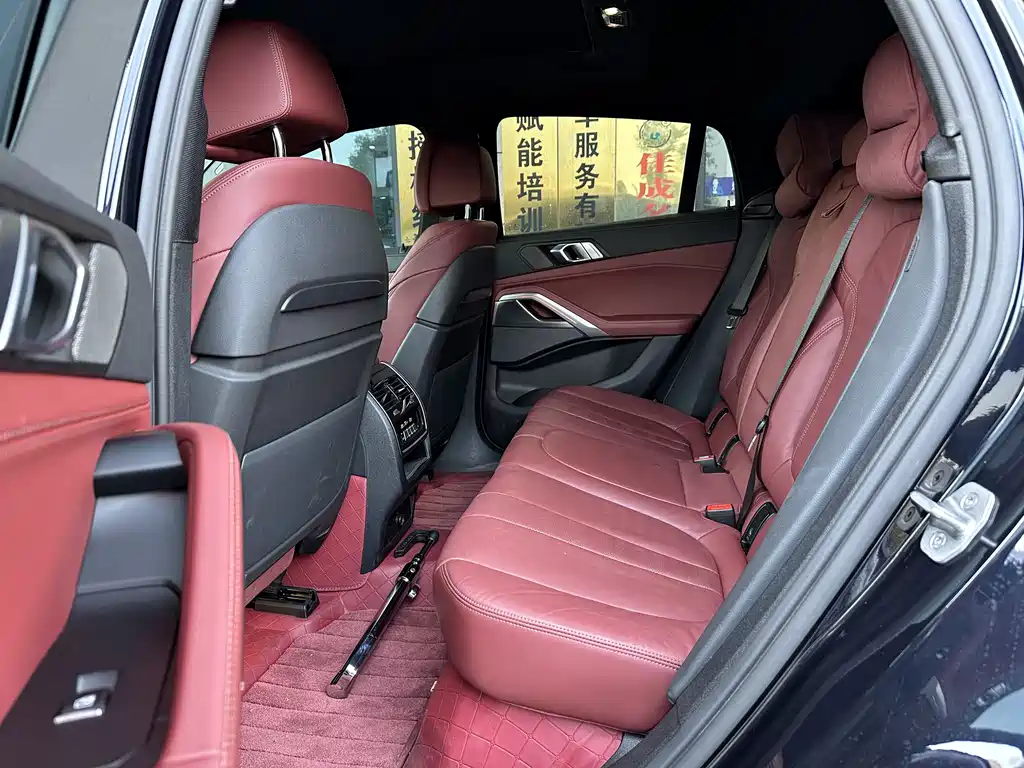 BMW X6 2023