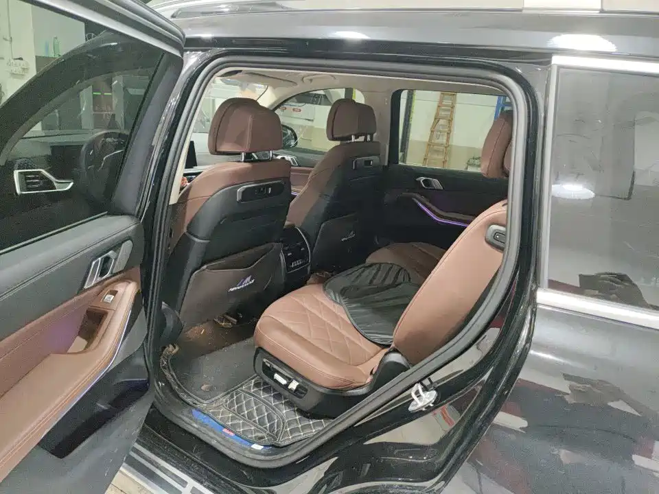 BMW X7 2023