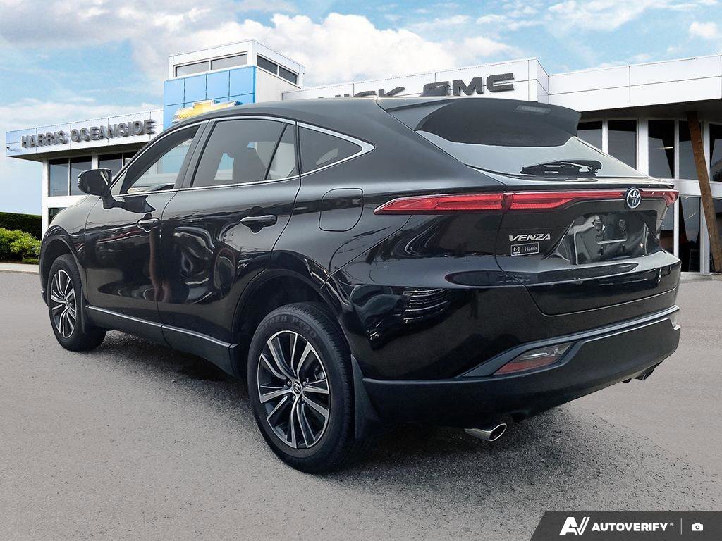 Toyota Venza 2024