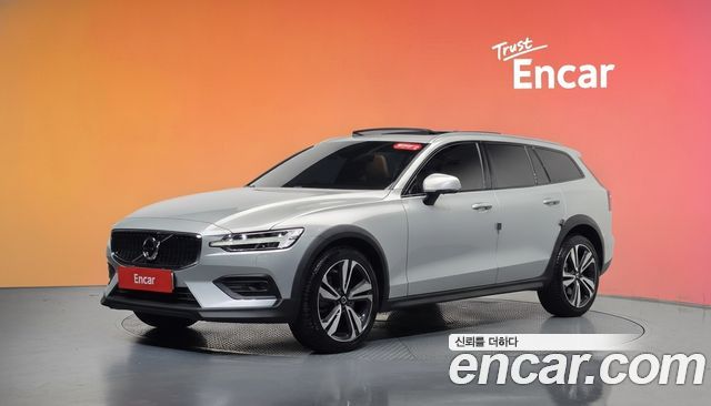 Volvo V60 2021