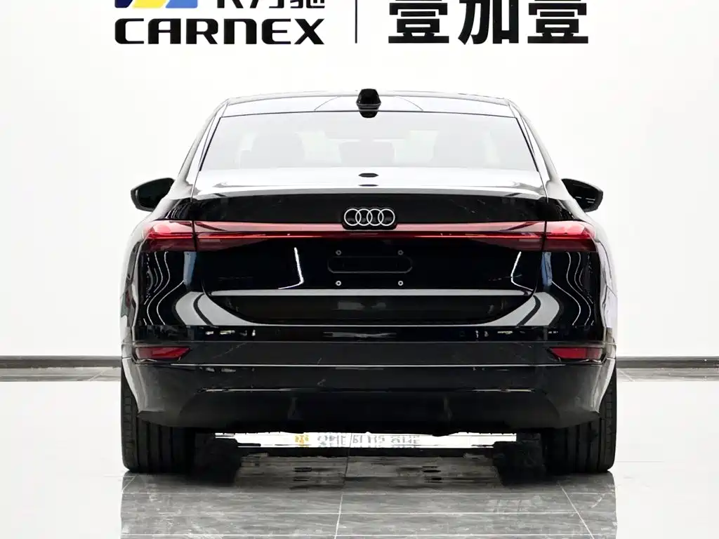 Audi e-tron 2026