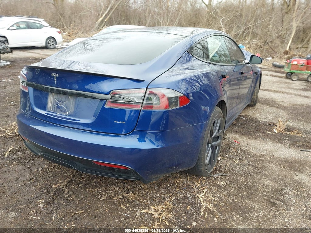Tesla Model S 2021