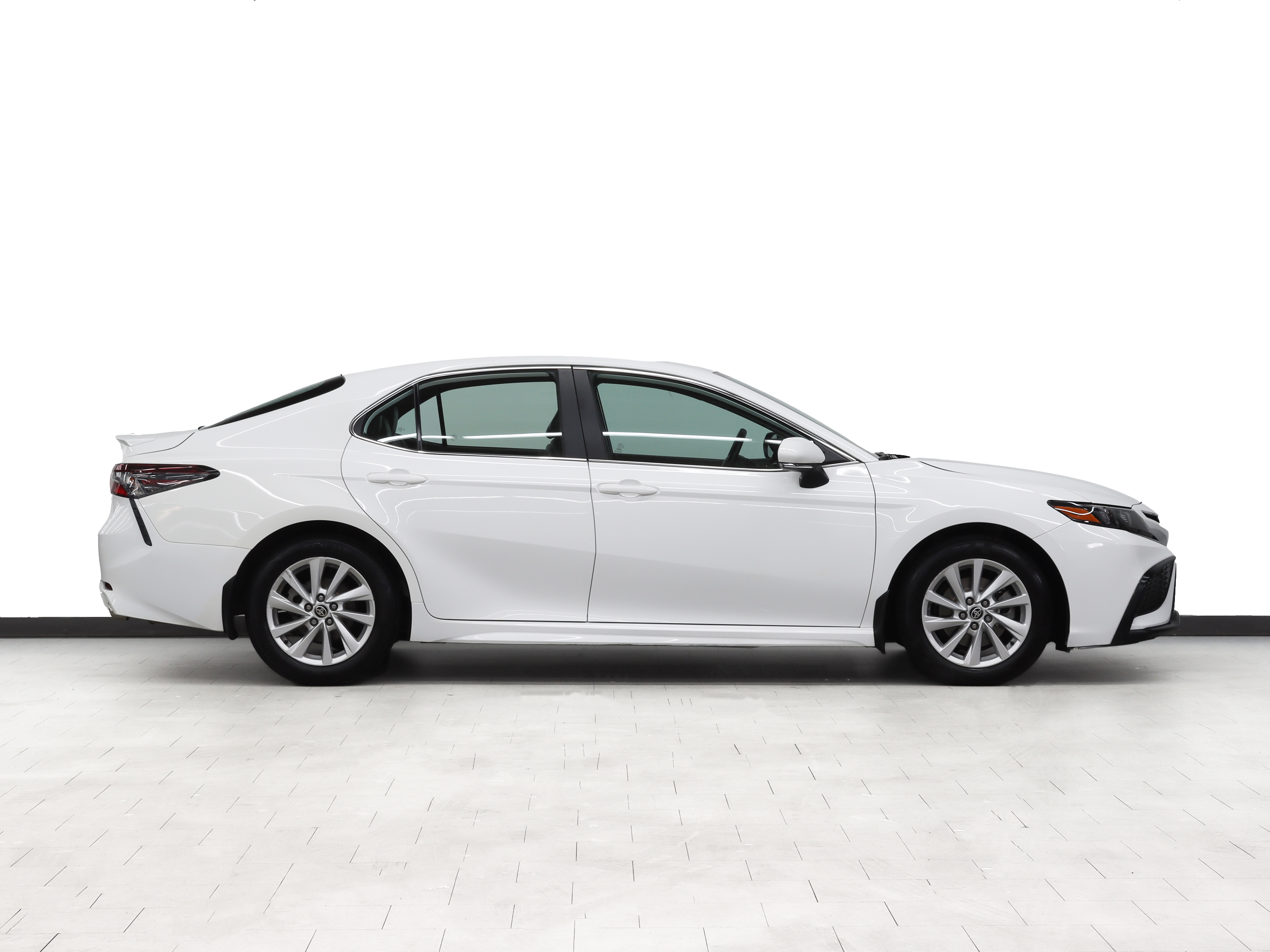 Toyota Camry 2023
