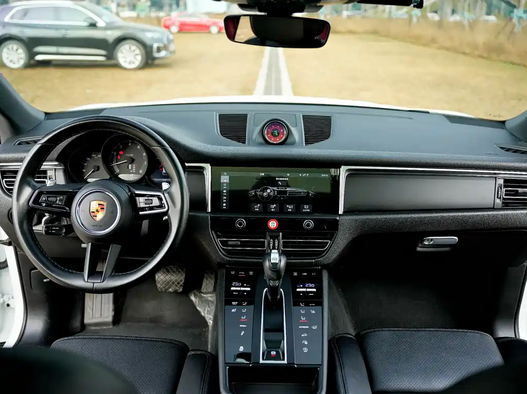 Porsche Macan 2022