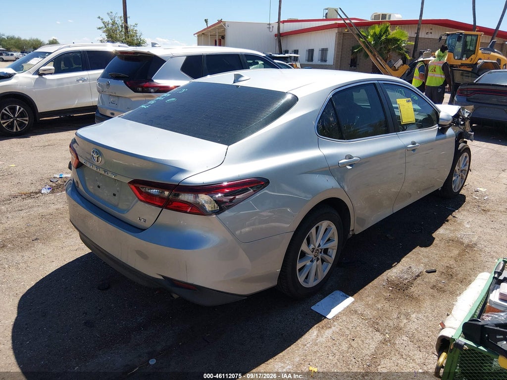 Toyota Camry 2022
