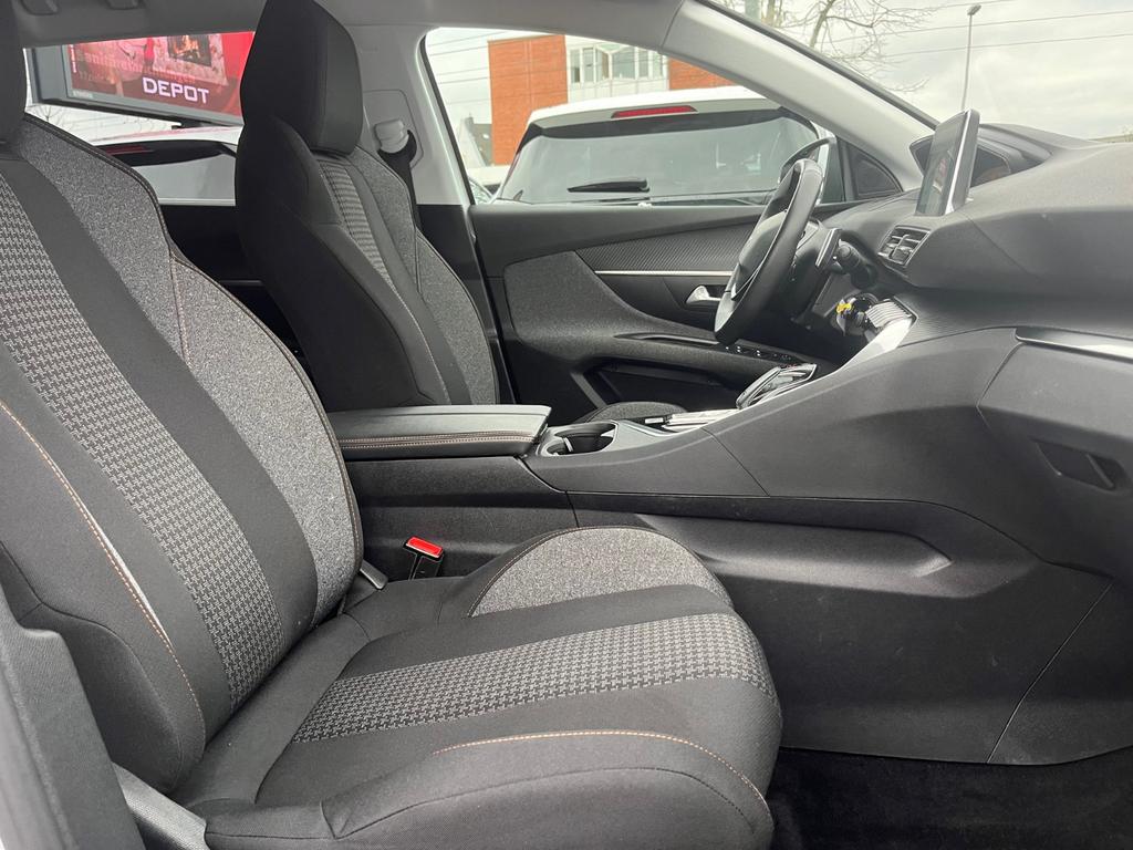 Peugeot 5008 2020