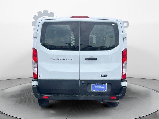 Ford Transit 2024