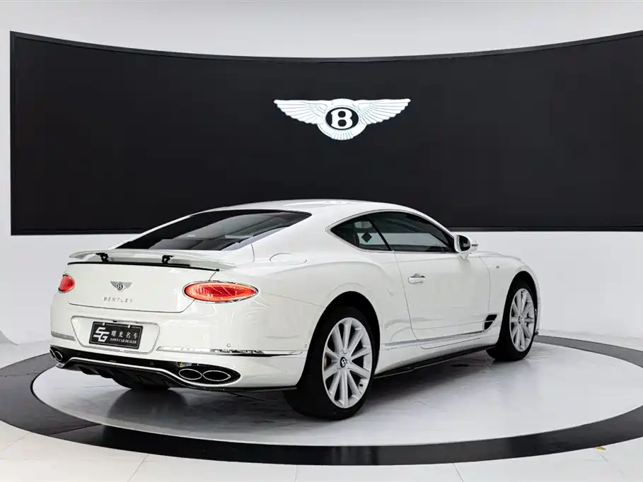 Bentley Continental 2022