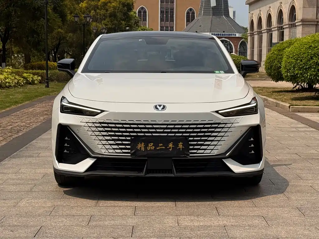 Changan UNI-V 2023