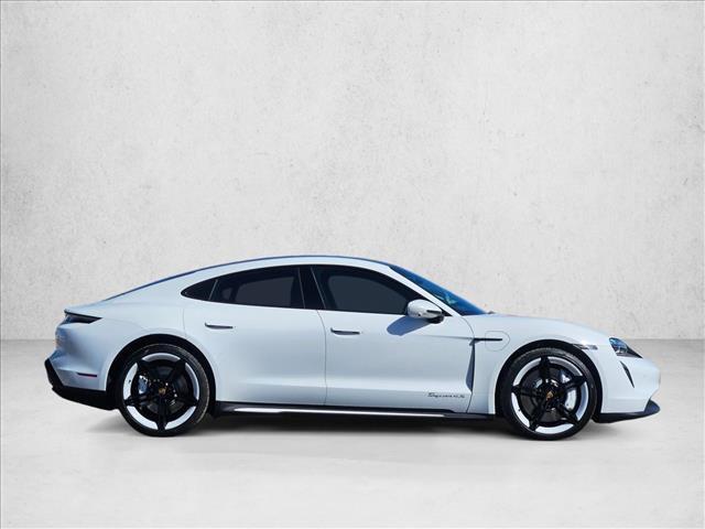 Porsche Taycan 2021