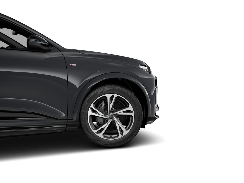 Audi Q6 e-tron 2025