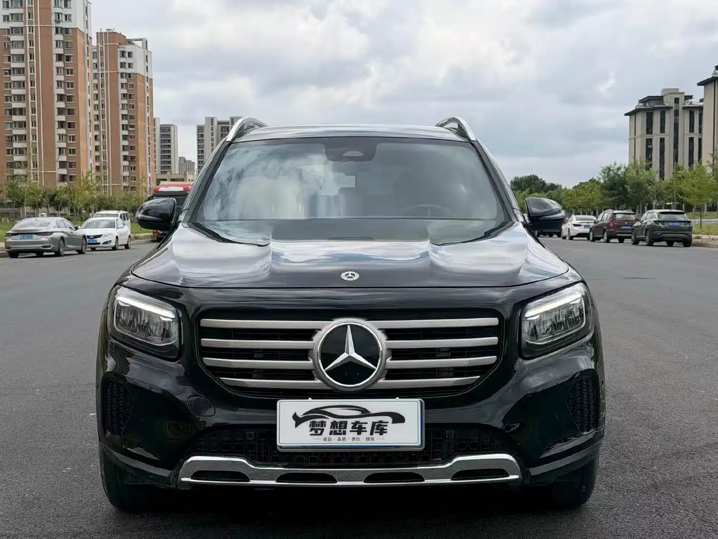 Mercedes-Benz GLB 2025