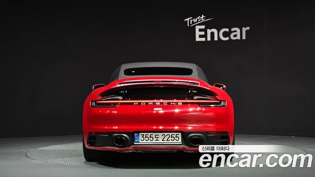 Porsche 911 2021