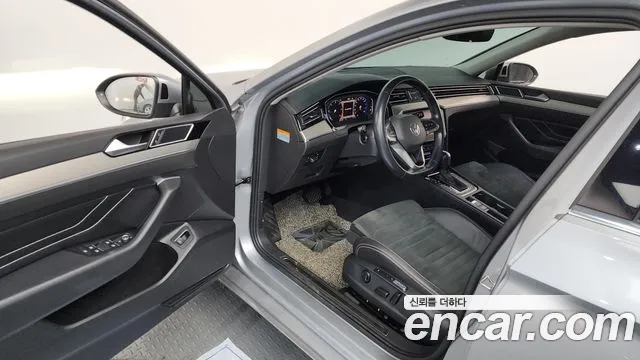 Volkswagen Passat 2022