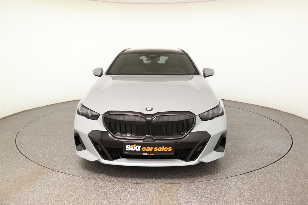 BMW 540 2025
