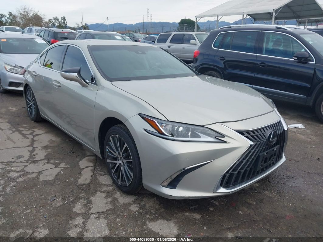 Lexus ES 2023