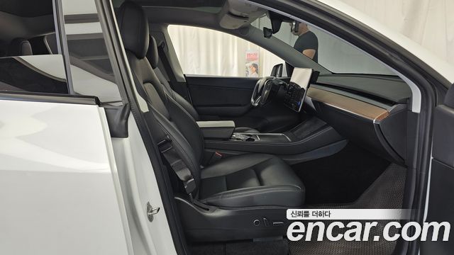 Tesla Model Y 2021