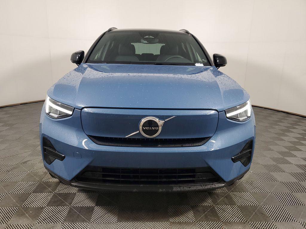 Volvo XC40 2024