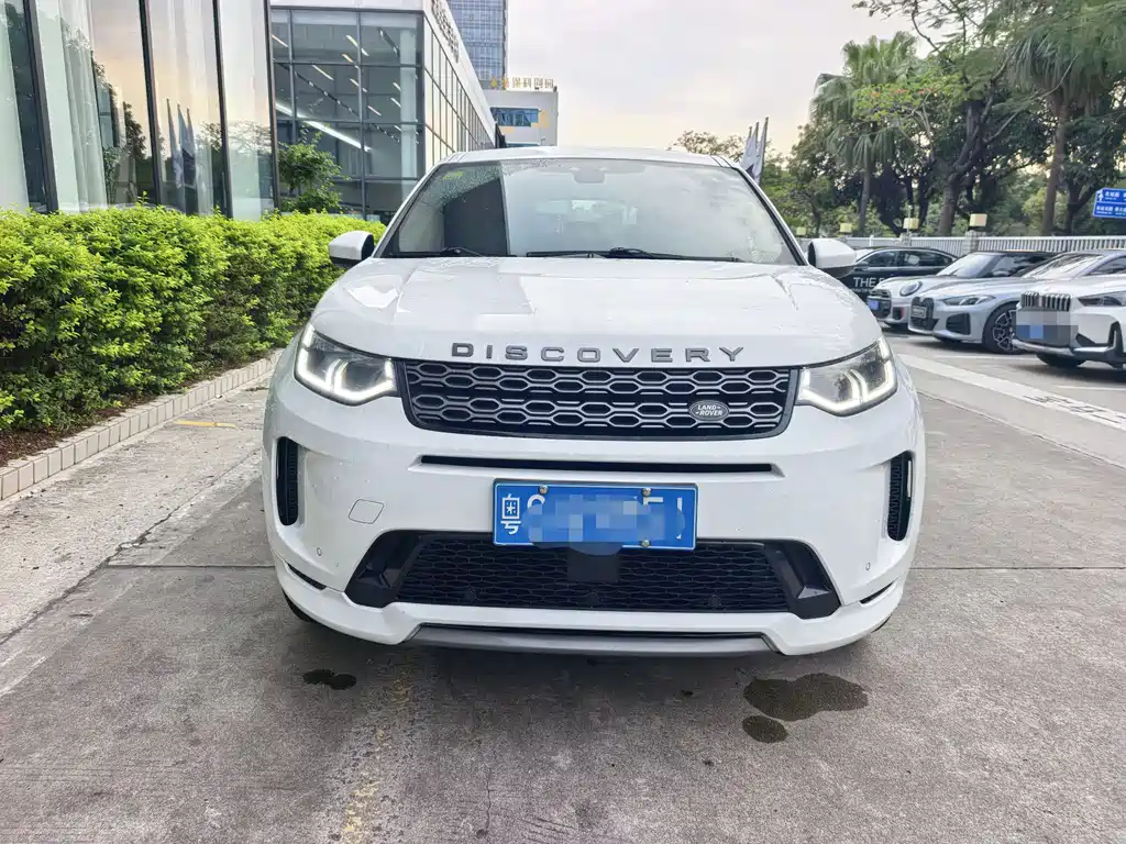 Land Rover Discovery Sport 2021