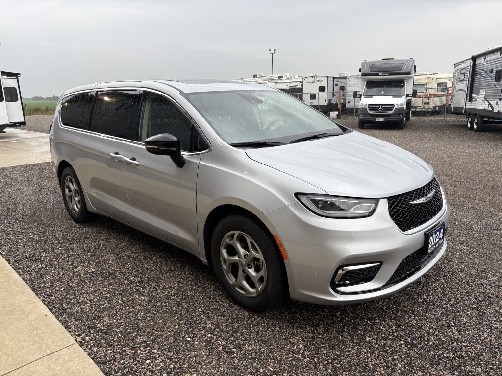 Chrysler Pacifica 2024