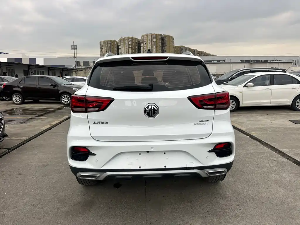 MG ZS 2022