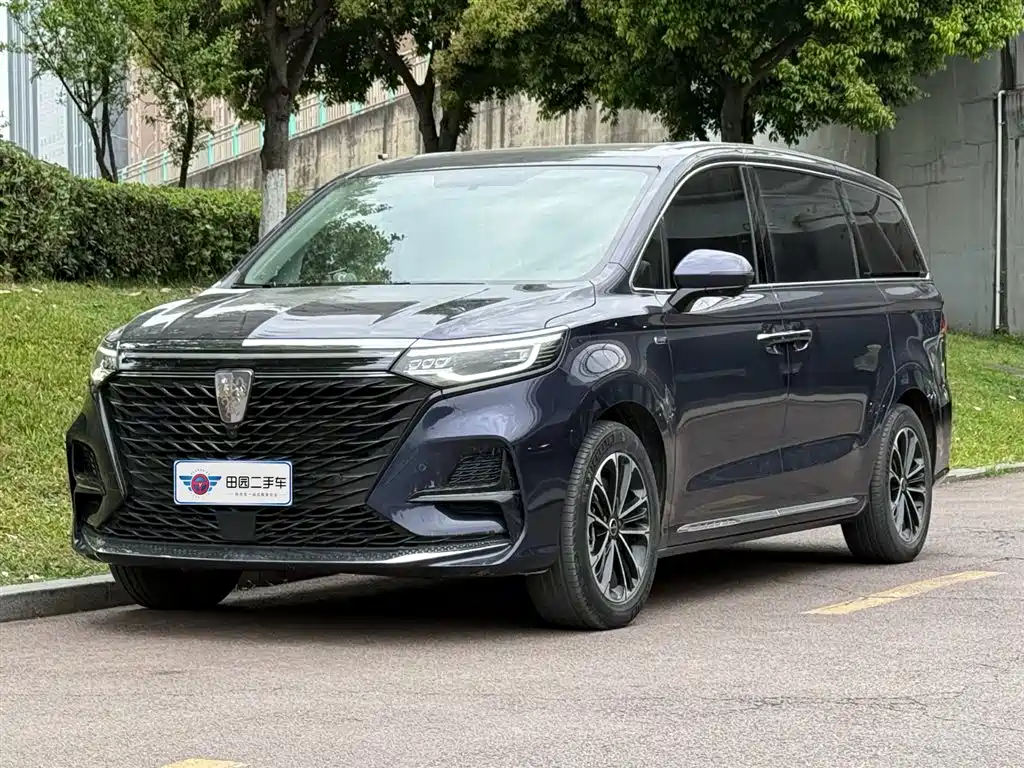 Roewe iMAX8 2021