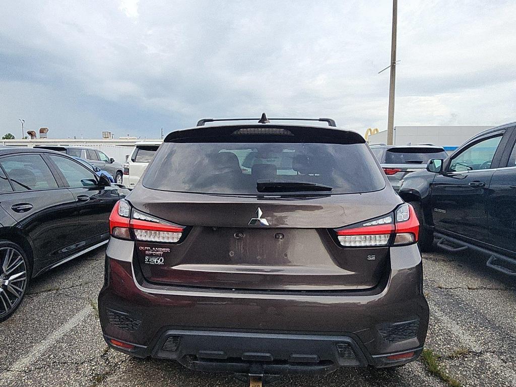 Mitsubishi Outlander Sport 2021