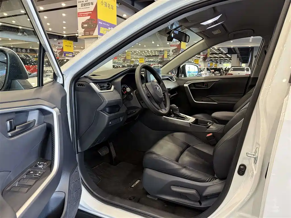 Toyota Wildlander 2024