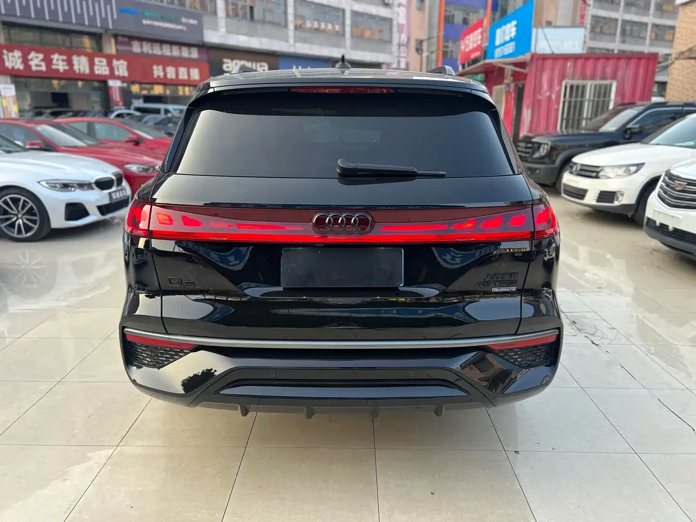 Audi Q6 2024