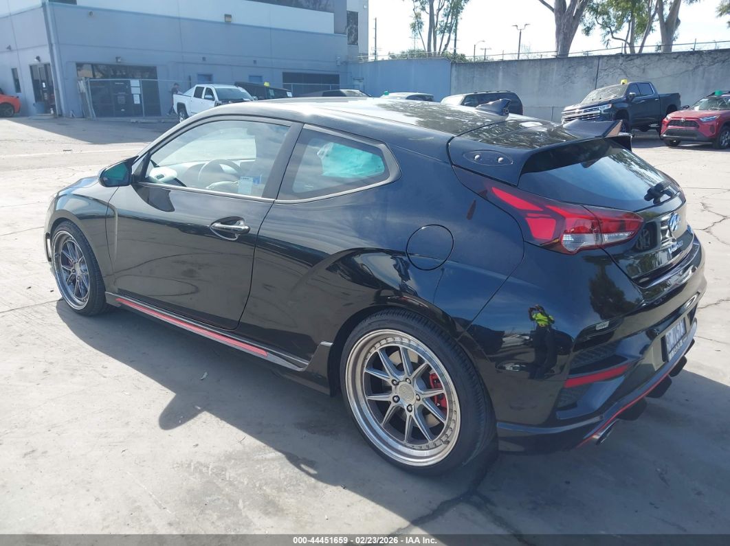 Hyundai Veloster 2022