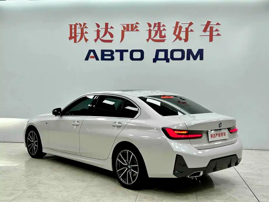 BMW 3 серии 2023