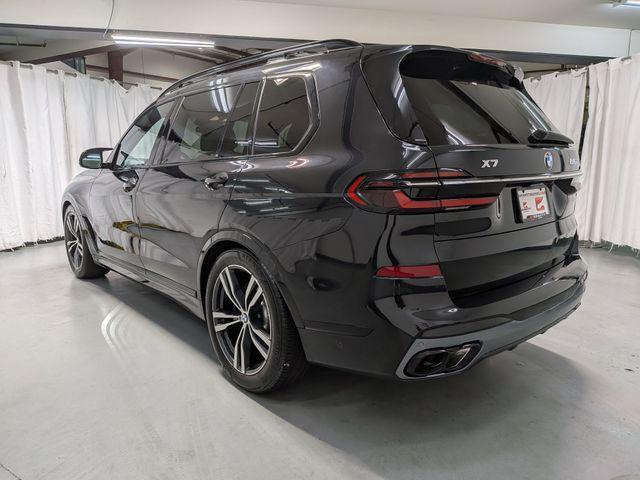 BMW X7 2023