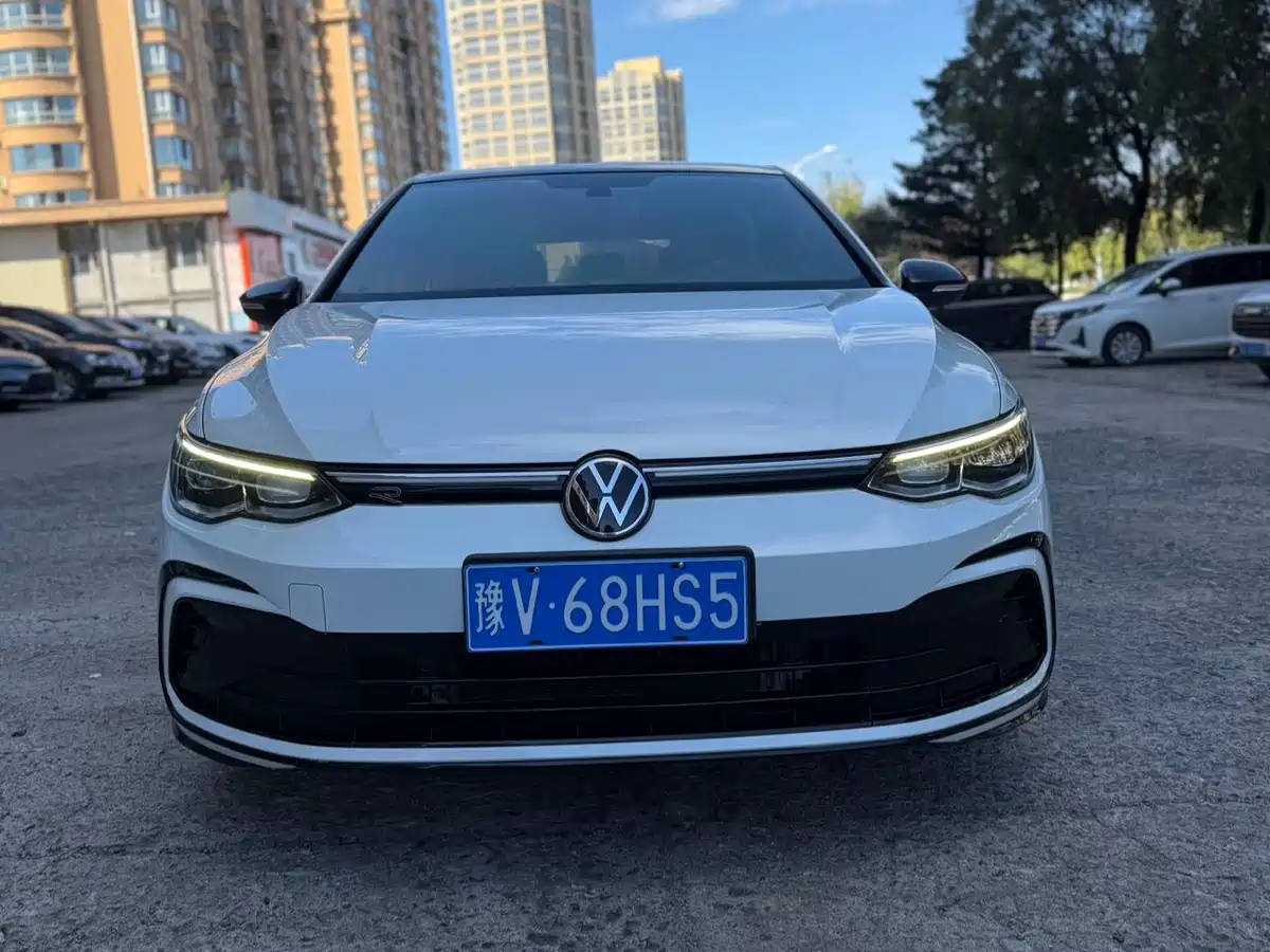 Volkswagen Golf 2022