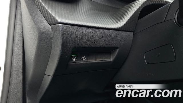 Peugeot 2008 2023