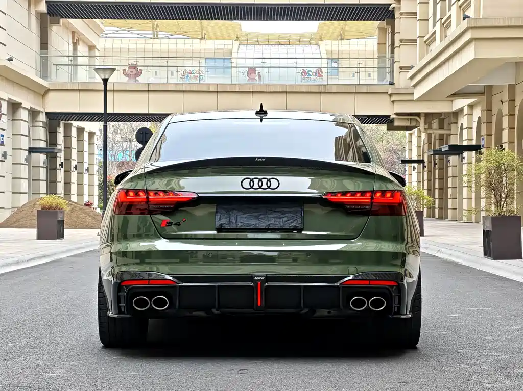 Audi S4 2024
