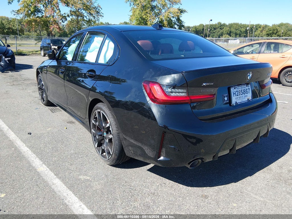 BMW 330 2026