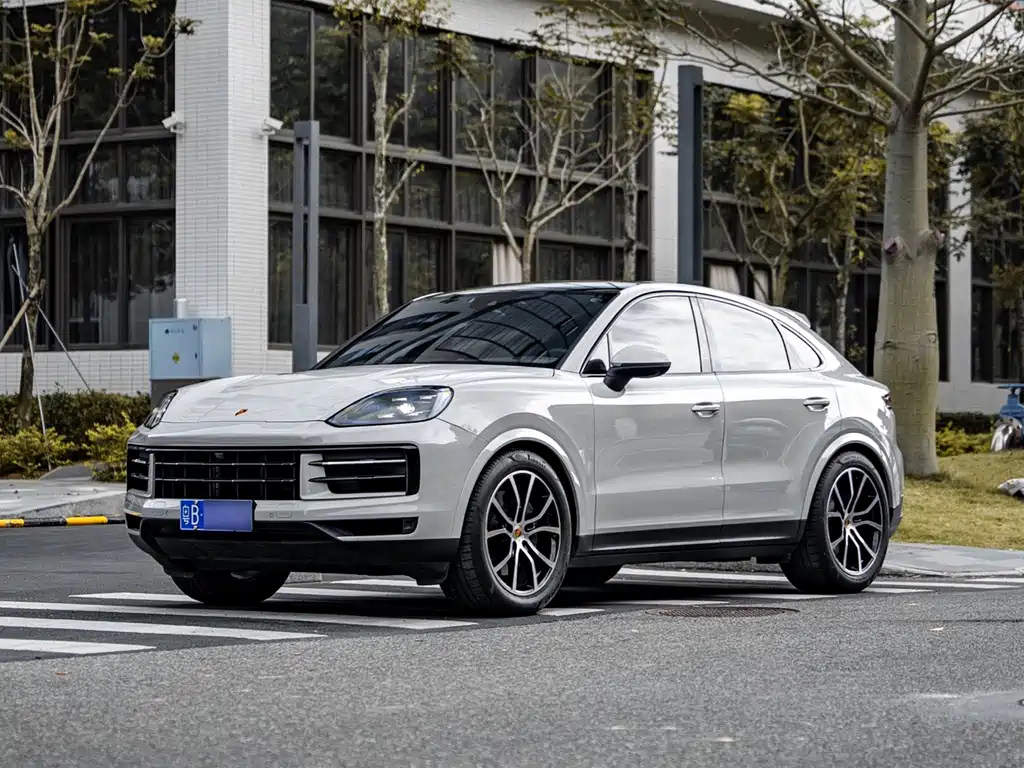 Porsche Cayenne 2024