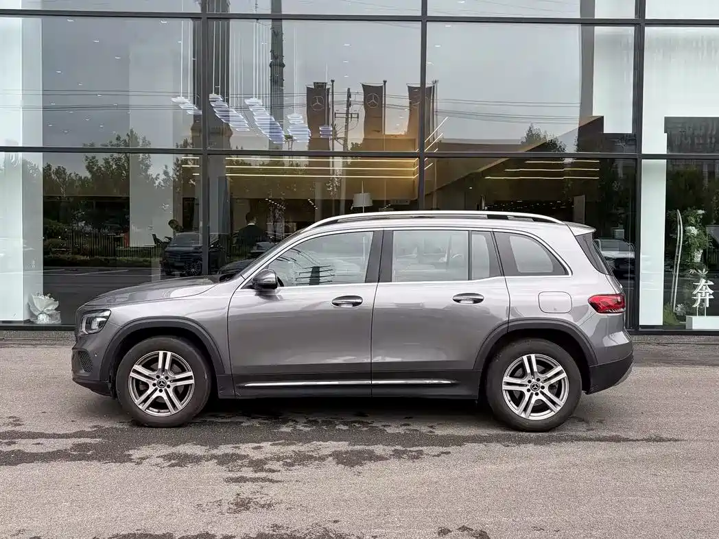 Mercedes-Benz GLB 2022