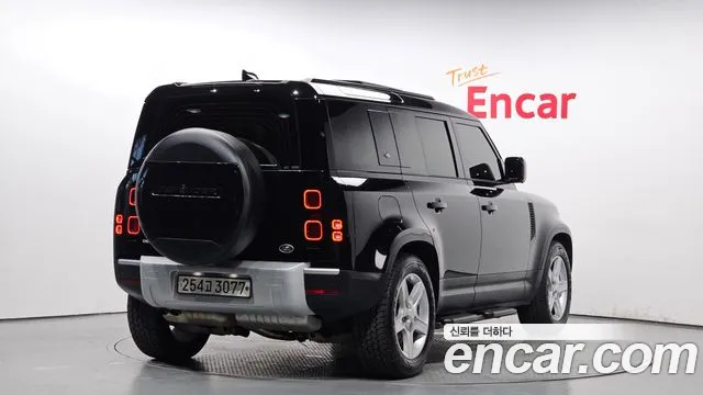 Land Rover Defender 2020