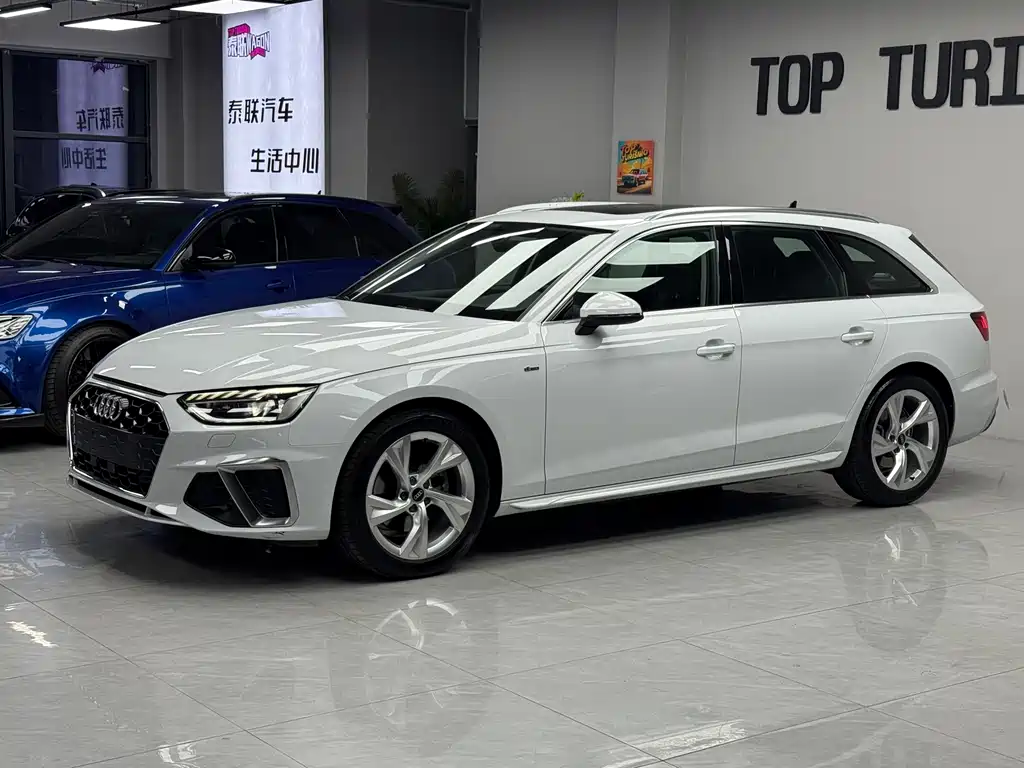 Audi A4 2021