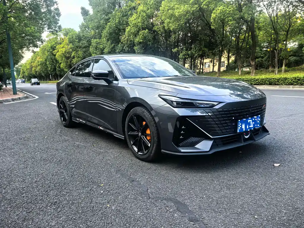 Changan UNI-V 2022