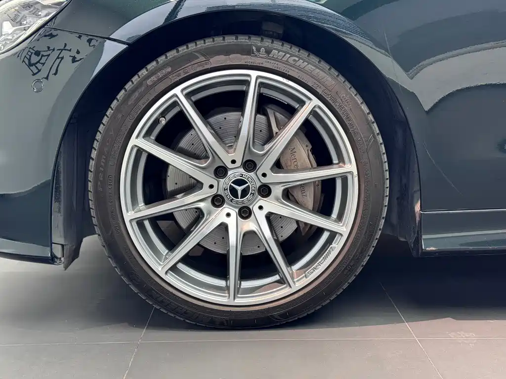 Mercedes-Benz E-Класс 2022
