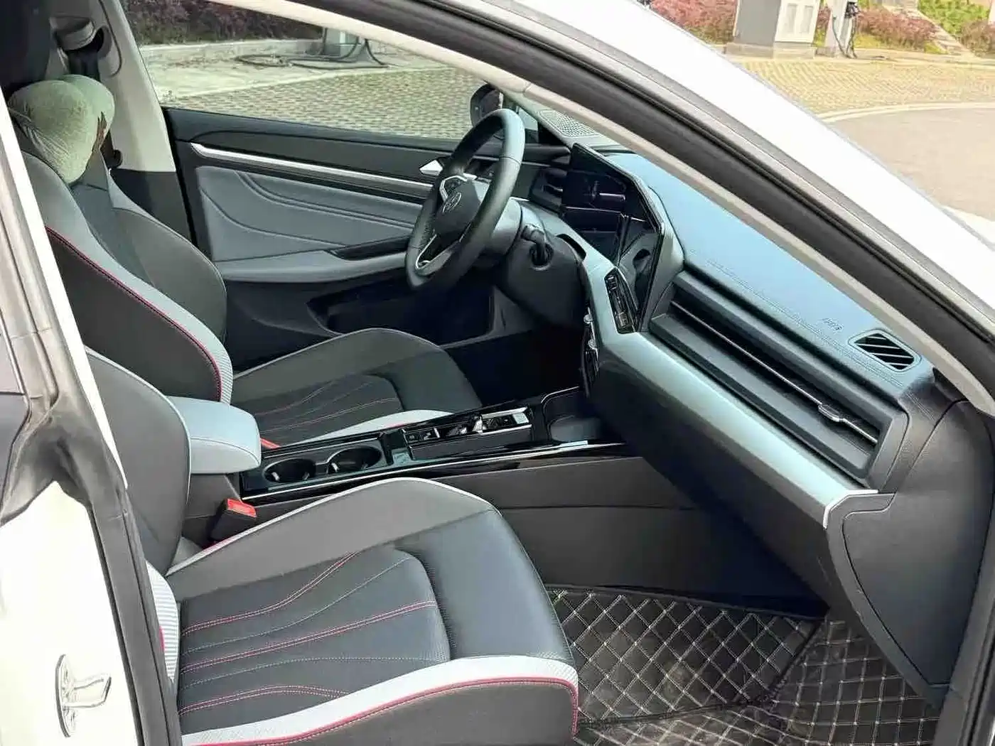 Volkswagen Lamando 2025