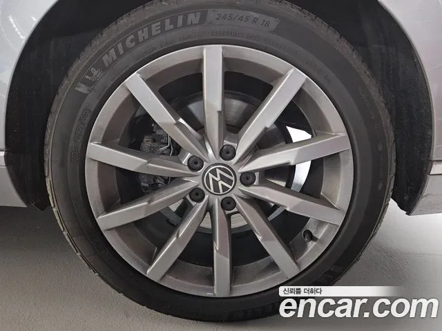 Volkswagen Passat 2021