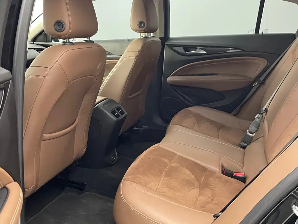 Buick Regal 2023
