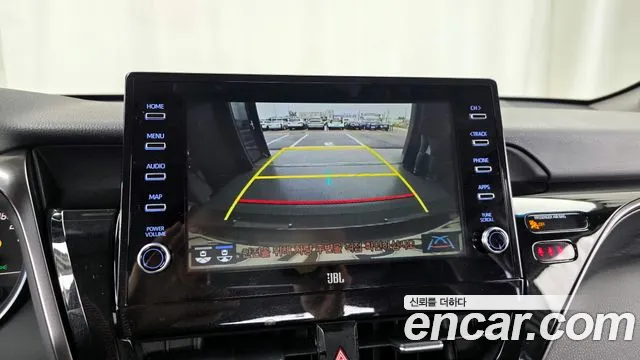 Toyota Camry 2021